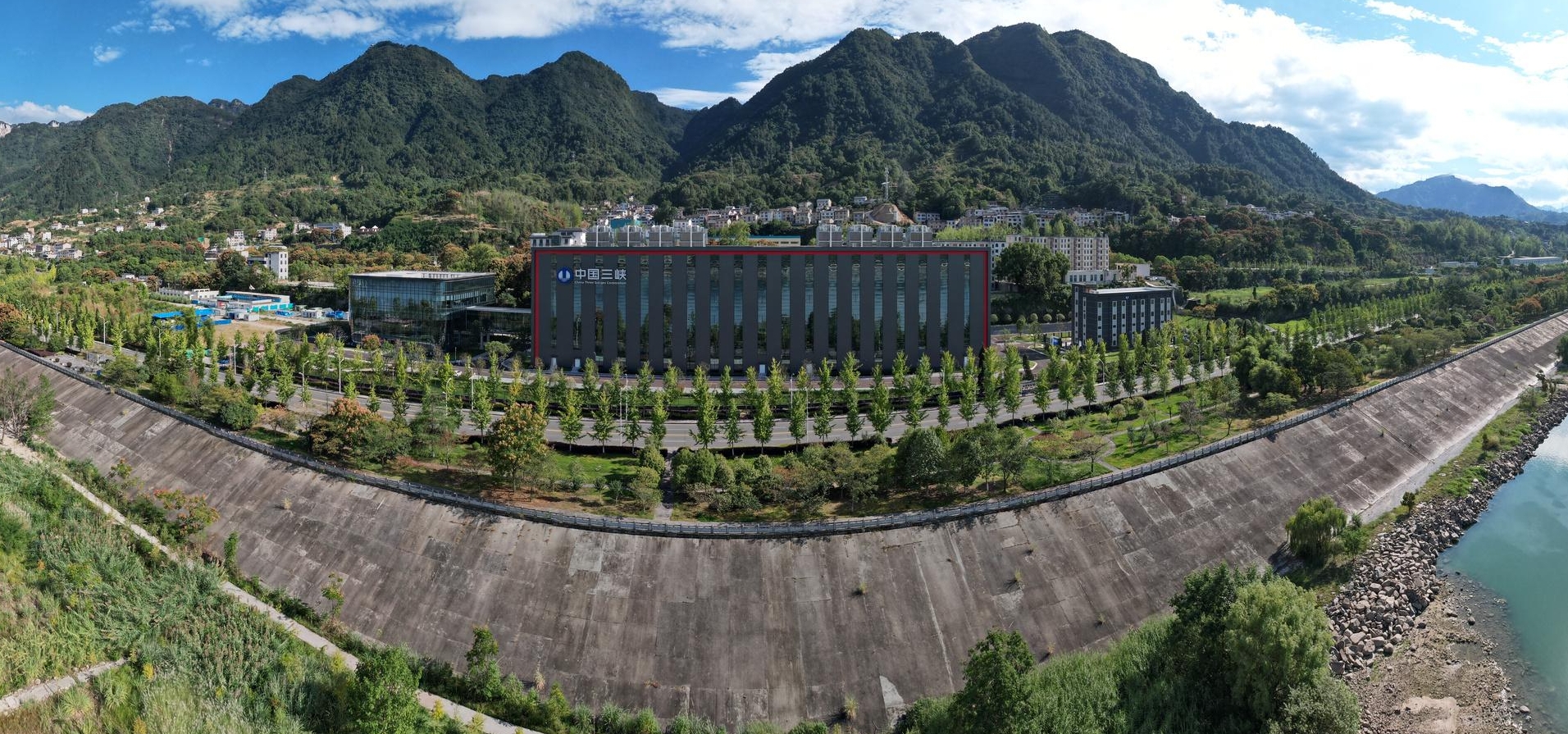 去三峡机房参观的具体流程